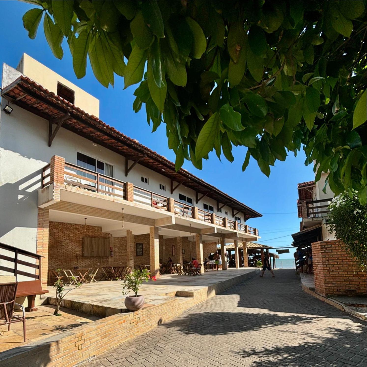 Hotel Pousada E Restaurante Altas Horas Beach Itapipoca Exterior foto